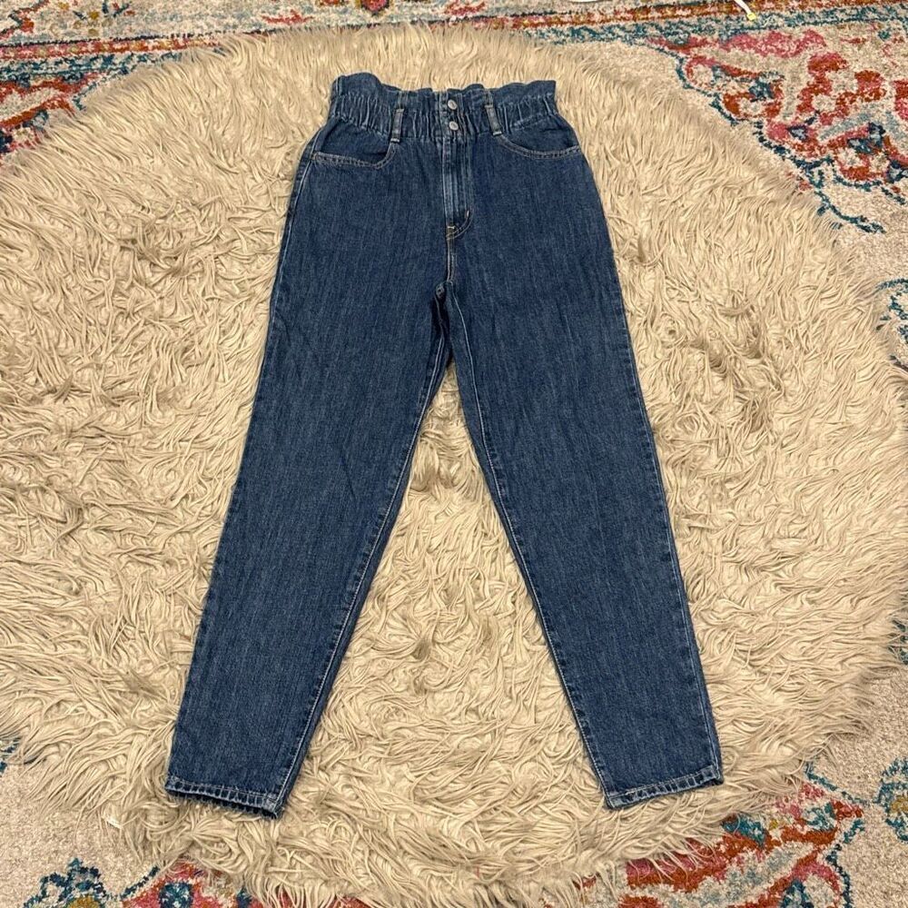 Levi's high-rise tapered paperbag jeans size 25